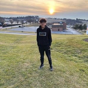 Meet your Posher, Anton